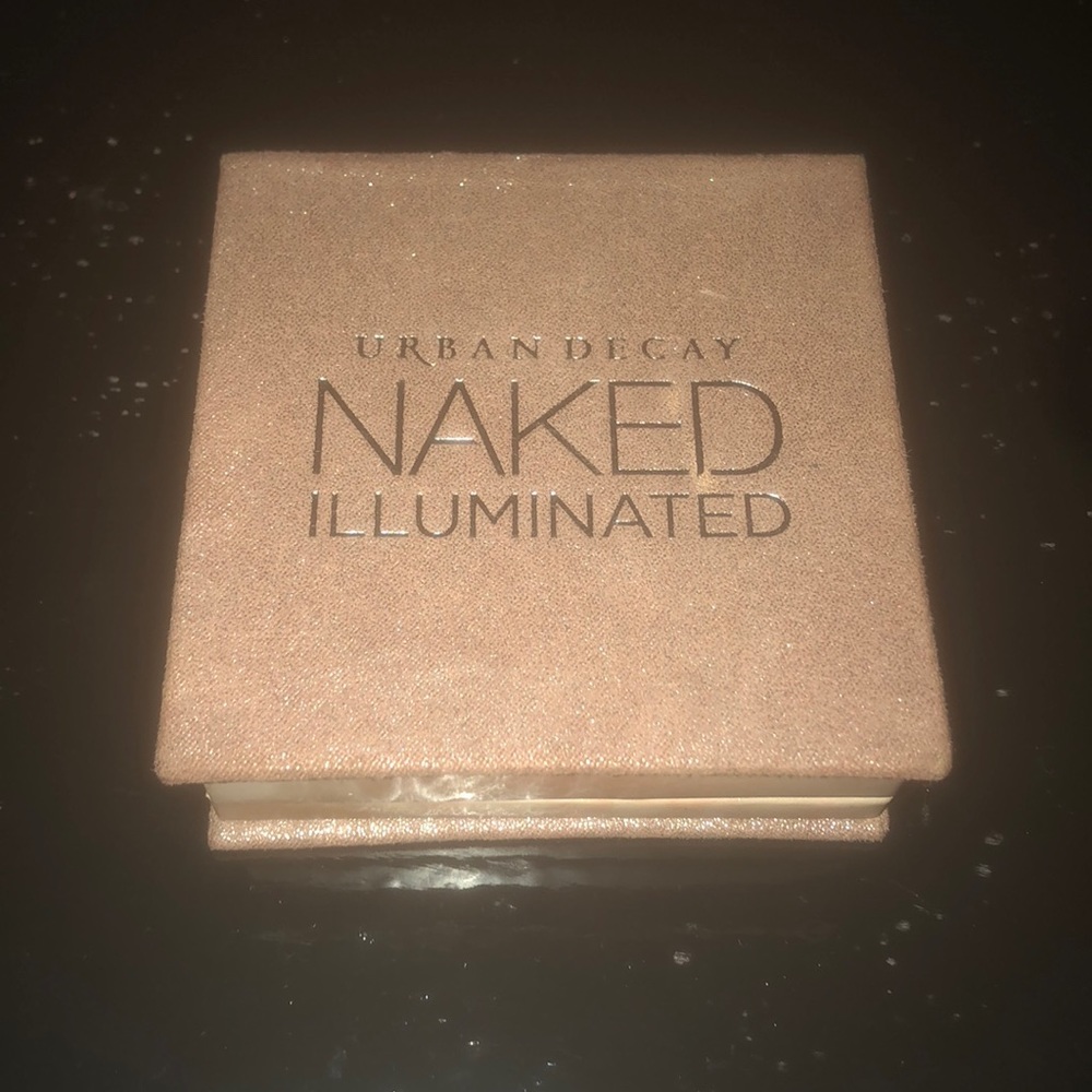 Urban Decay Naked Illuminated